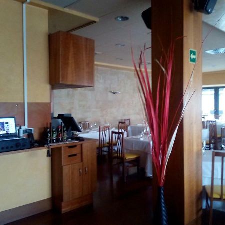 Hotel La Bilbaina à Vitoria-Gasteiz Extérieur photo