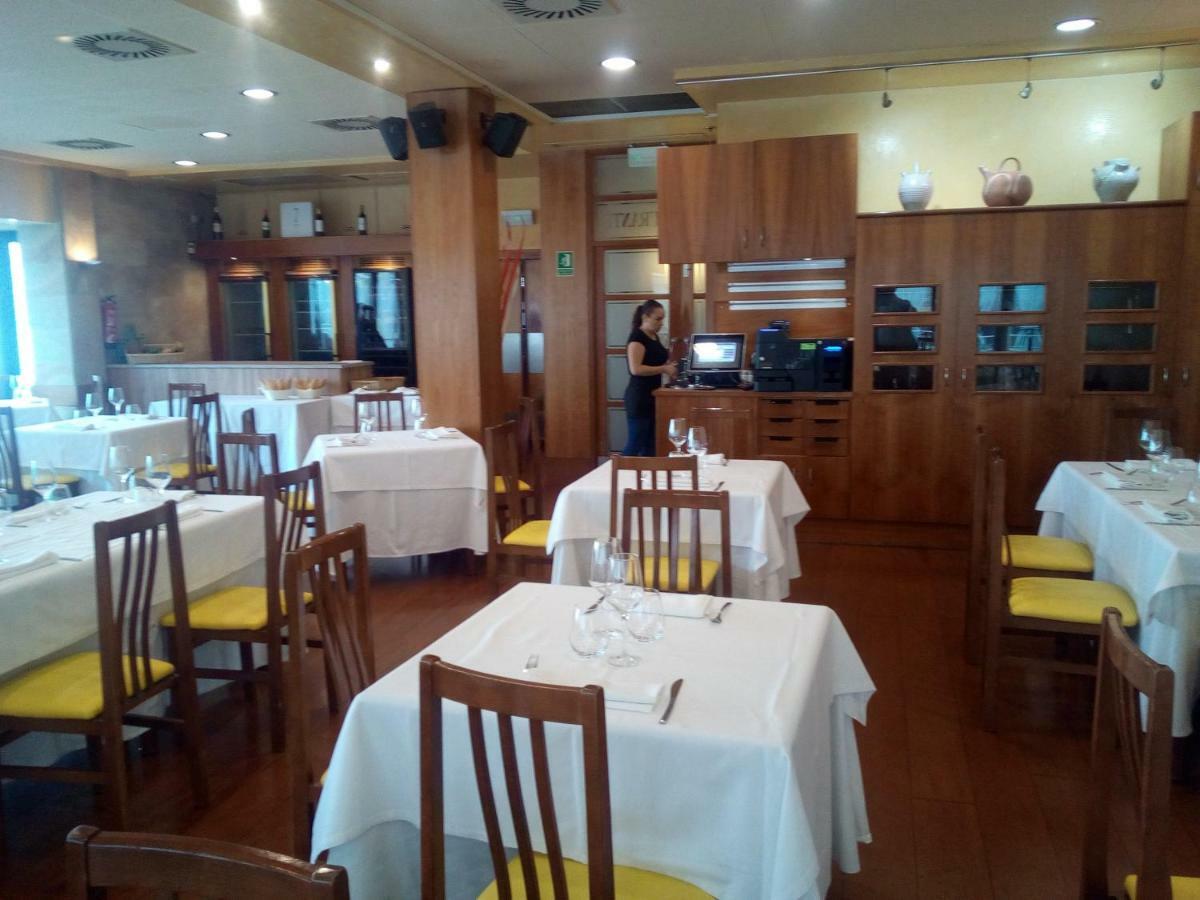Hotel La Bilbaina à Vitoria-Gasteiz Extérieur photo