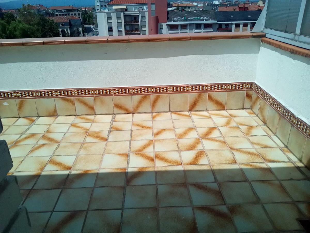 Hotel La Bilbaina à Vitoria-Gasteiz Extérieur photo