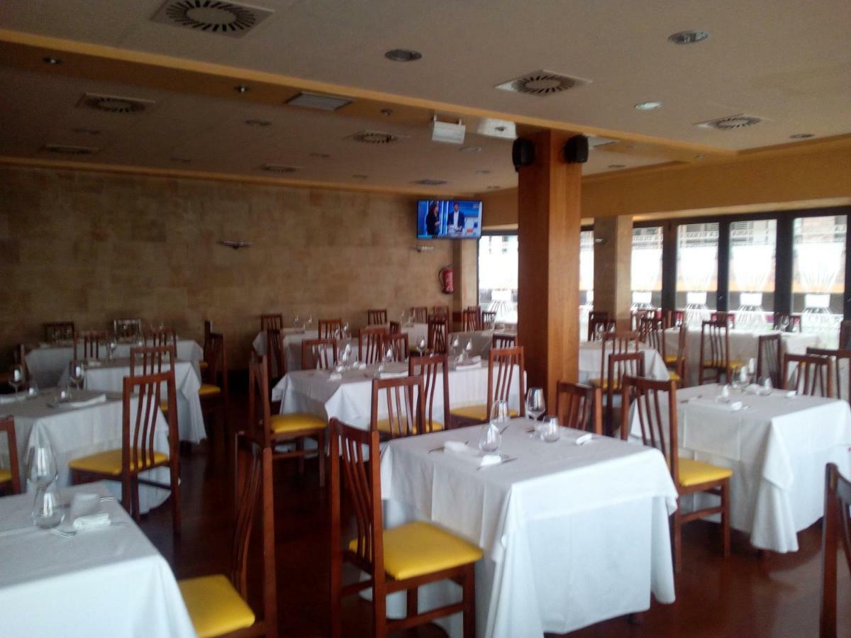 Hotel La Bilbaina à Vitoria-Gasteiz Extérieur photo