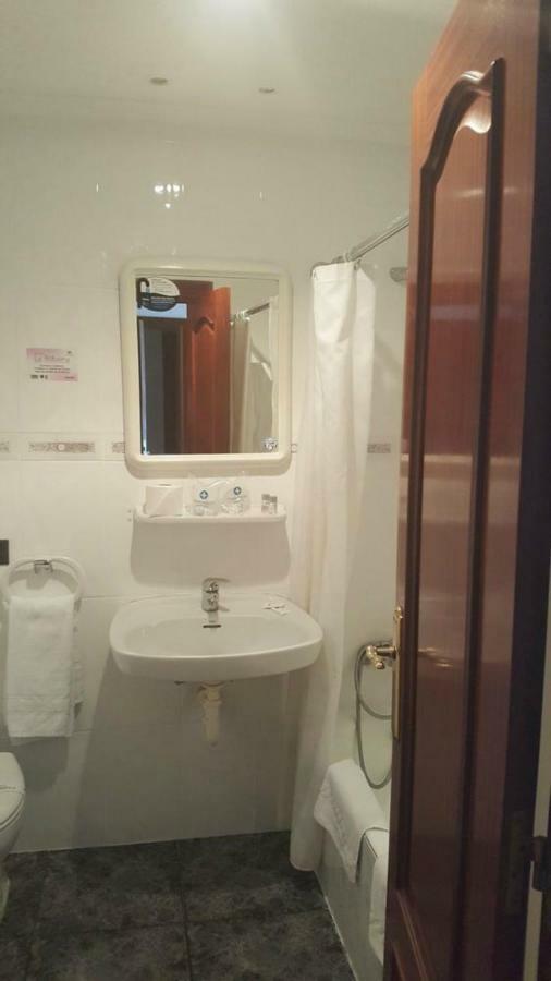 Hotel La Bilbaina à Vitoria-Gasteiz Chambre photo