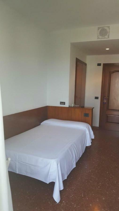 Hotel La Bilbaina à Vitoria-Gasteiz Chambre photo
