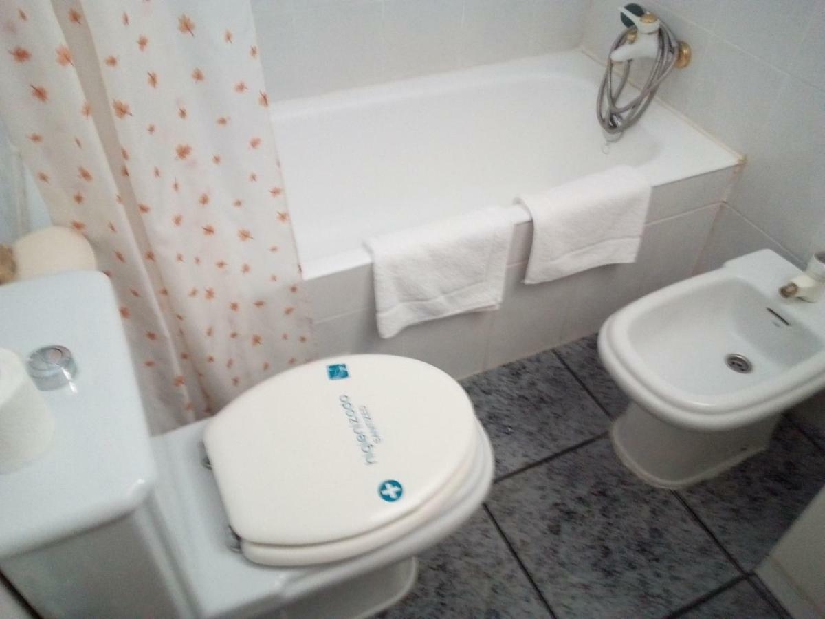 Hotel La Bilbaina à Vitoria-Gasteiz Chambre photo